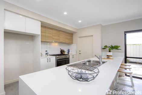 Property photo of 9/75 Hartfield Road Forrestfield WA 6058