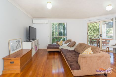 Property photo of 2/15 Cameron Street Nundah QLD 4012