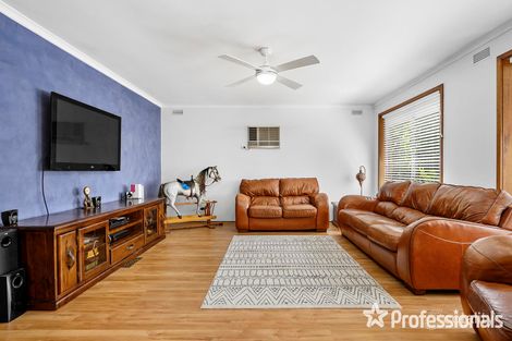 Property photo of 27 Meadowlark Lane Mooroolbark VIC 3138