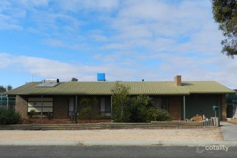 29 Eringa Ave, Loxton, SA 5333