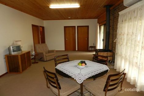 Property photo of 29 Eringa Avenue Loxton SA 5333