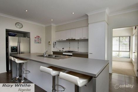 Property photo of 2 Coneybeer Place Eight Mile Plains QLD 4113