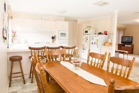 Property photo of 15 Fiona Place Whittlesea VIC 3757