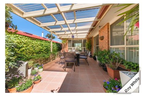 18 Chipperfield Cct, Gordon, ACT 2906