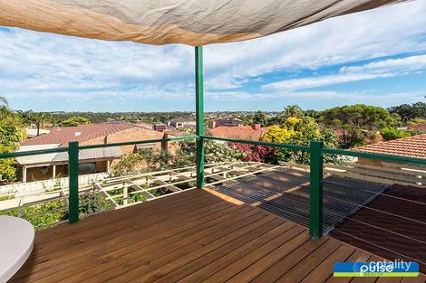 Property photo of 21 Gamblen Way Winthrop WA 6150