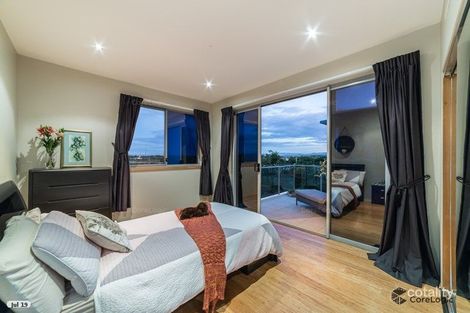 Property photo of 243/3 Pendraat Parade Hope Island QLD 4212