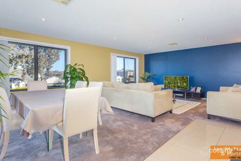 Property photo of 7 Umina Place Jerrabomberra NSW 2619