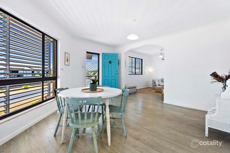 Property photo of 4/3 New Street Urangan QLD 4655