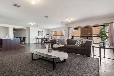 Property photo of 24 Towerbridge Rise Sunbury VIC 3429
