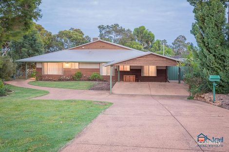 Property photo of 7 Brook Place Kelmscott WA 6111