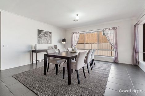 Property photo of 24 Towerbridge Rise Sunbury VIC 3429