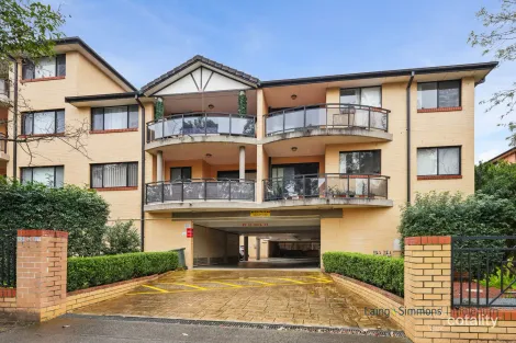 4/33-37 Neil St, Merrylands, NSW 2160