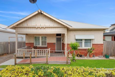 15 Clarke St, Newtown, VIC 3220