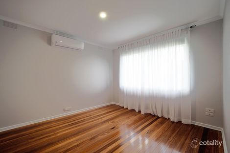 Property photo of 7 Vistula Court Springvale South VIC 3172