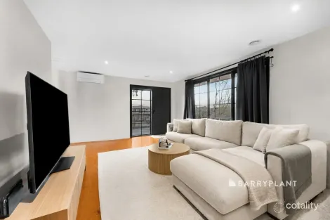 Property photo of 2/2 Adamson Road Beaconsfield VIC 3807