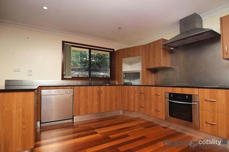 Property photo of 17 Pendeen Close Belmont North NSW 2280