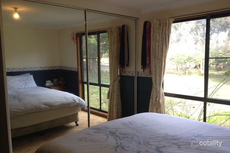 Property photo of 10 Ramsay Street Lyndhurst NSW 2797