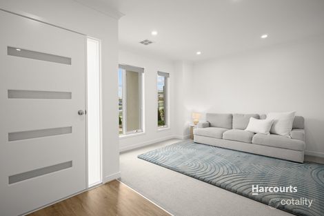 Property photo of 183 Appleton Boulevard Nar Nar Goon North VIC 3812