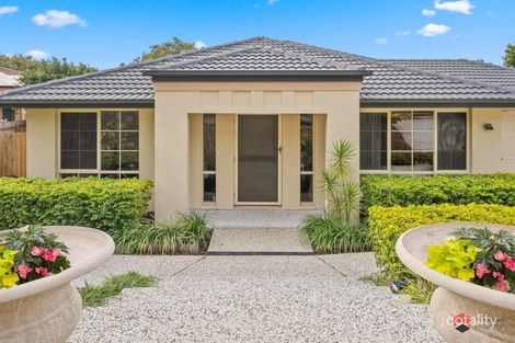 8 Brigalow Cl, Bridgeman Downs, QLD 4035