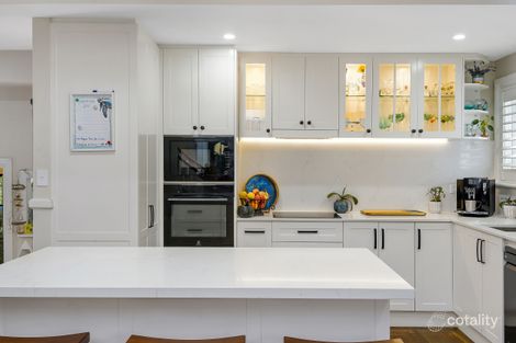 Property photo of 18 Plantation Place Avoca Beach NSW 2251