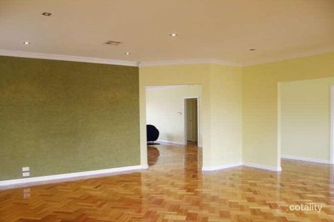Property photo of 27 Dobell Crescent Caroline Springs VIC 3023