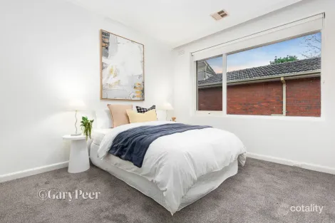 Property photo of 11/57-59 Lansdowne Road St Kilda East VIC 3183
