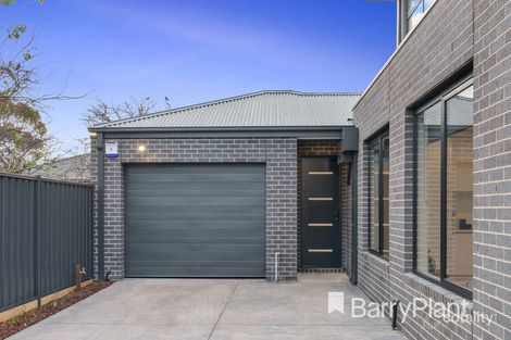 Property photo of 2/25 Manfred Avenue St Albans VIC 3021
