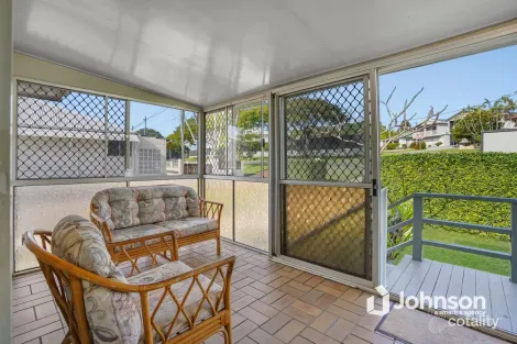 Property photo of 25 Curve Avenue Wynnum QLD 4178