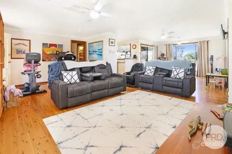 Property photo of 15 Milpara Court Hillvue NSW 2340