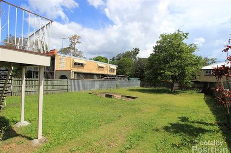 Property photo of 1051 Logan Road Holland Park West QLD 4121