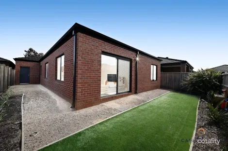 Property photo of 26 Macarthur Way Mickleham VIC 3064