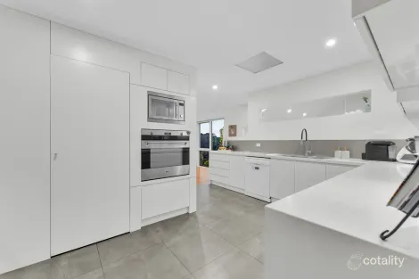 Property photo of 16 Rolls Court Rye VIC 3941