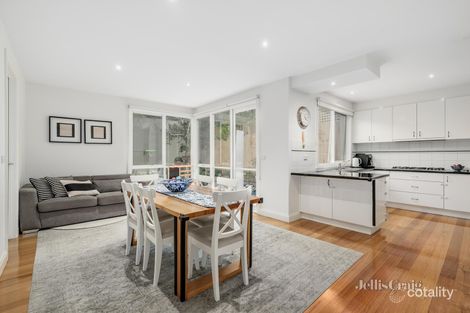 Property photo of 2/20 Brenbeal Street Balwyn VIC 3103