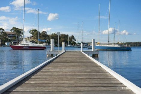Property photo of 19 Waterside Avenue Sunshine NSW 2264
