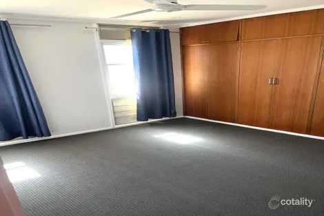 Property photo of 7 Craggs Court Brown Range WA 6701