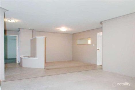 Property photo of 15 Mends Way Waikiki WA 6169