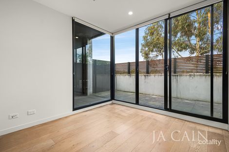 Property photo of 106/565 Camberwell Road Camberwell VIC 3124
