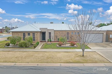 Property photo of 2 Westwood Place Echuca VIC 3564