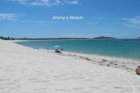 Property photo of 11 The Boulevarde Hawks Nest NSW 2324