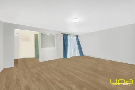 Property photo of 2 Elandra Way Cranbourne West VIC 3977