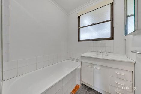 Property photo of 1 Airley Court Meadow Heights VIC 3048