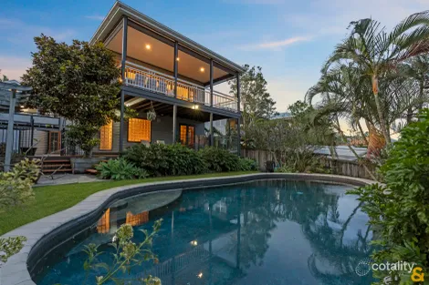 18 Manly Rd, Manly, QLD 4179