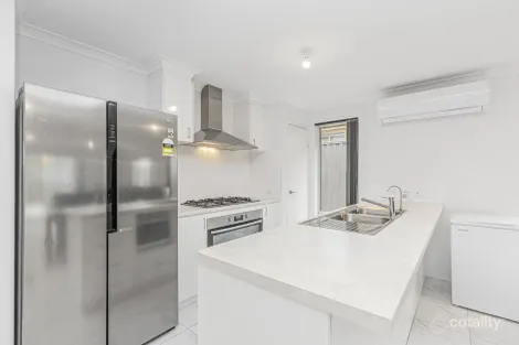 Property photo of 70 Luminous Crescent Eglinton WA 6034