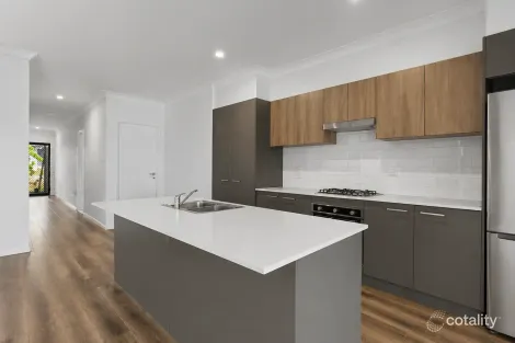 Property photo of 10 Denali Street Holmview QLD 4207