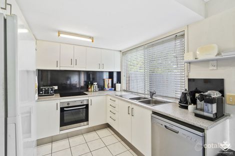 Property photo of 27/643 Pine Ridge Road Biggera Waters QLD 4216