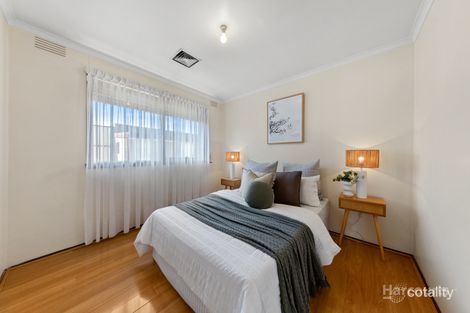 Property photo of 9 Innis Court Deer Park VIC 3023
