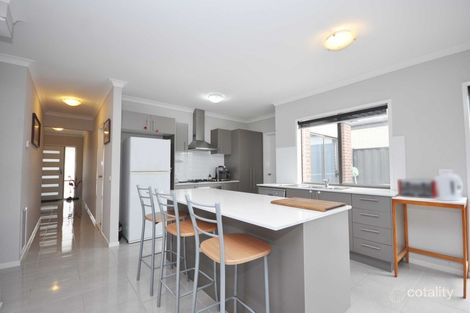 Property photo of 9 Rockwall Drive Craigieburn VIC 3064