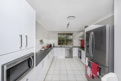 Property photo of 16 Roma Place Woongarrah NSW 2259