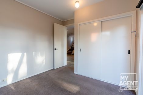 2/80 Howlett St, Kensington, VIC 3031