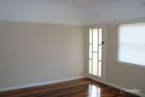 Property photo of 41 Kingston Street Oak Flats NSW 2529